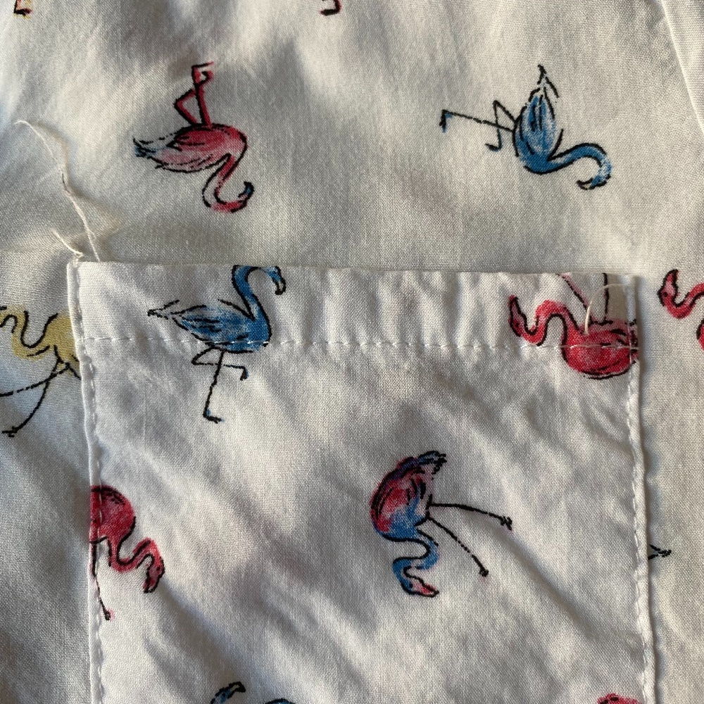 Flamingo Cropped Button Up - Picture 4 of 6